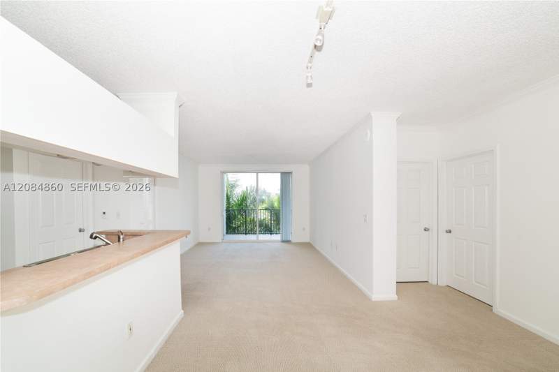 2 bedroom Condominium at 17150 N Bay Rd 2512, Porto Bellagio Condo, Sunny Isles Beach — photo 5
