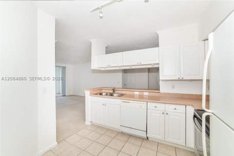 17150 N Bay Rd 2512, Sunny Isles Beach FL - photo 8 of 49