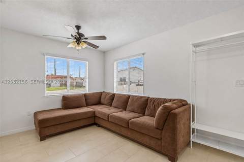 10711 SW 70th St, Miami FL - photo 16 of 39