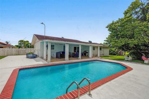 10711 SW 70th St, Miami FL - photo 22 of 39