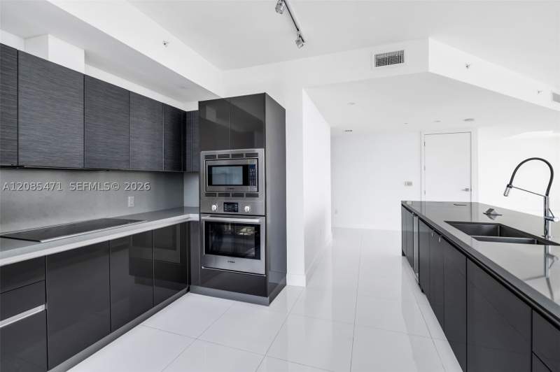 4 bedroom Condominium at 1080 Brickell Ave 3900-3901, The Bondo (1080 Brickell), Miami — photo 3