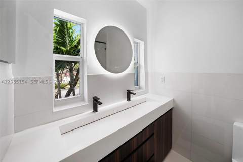 5237 La Gorce Drive, Miami Beach FL - photo 18 of 30