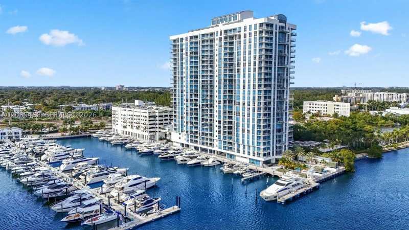 2 bedroom Condominium at 17301 Biscayne Blvd 1105, Marina Palms Residences N, North Miami Beach — photo 1