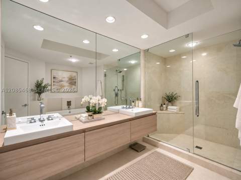 17301 Biscayne Blvd 1105, North Miami Beach FL - photo 12 of 41