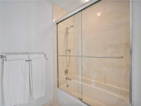 17301 Biscayne Blvd 1105, North Miami Beach FL - photo 16 of 41