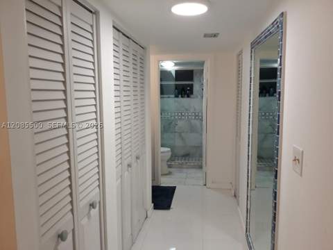 8100 Byron Ave 504, Miami Beach FL - photo 13 of 35