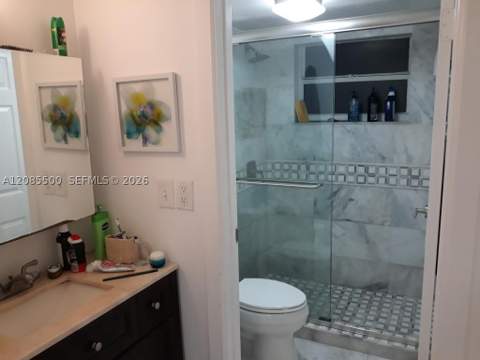 8100 Byron Ave 504, Miami Beach FL - photo 14 of 35