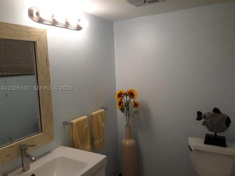 8100 Byron Ave 504, Miami Beach FL - photo 15 of 35
