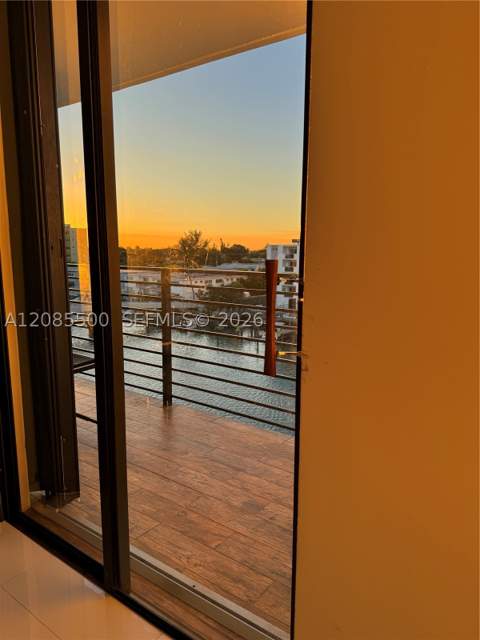 8100 Byron Ave 504, Miami Beach FL - photo 7 of 35