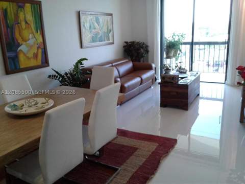 8100 Byron Ave 504, Miami Beach FL - photo 9 of 35