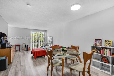 17620 Atlantic Blvd 315, Sunny Isles Beach FL - photo 7 of 37