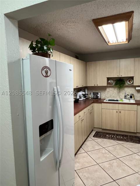 1900 W 68th St F104, Hialeah FL - photo 6 of 7