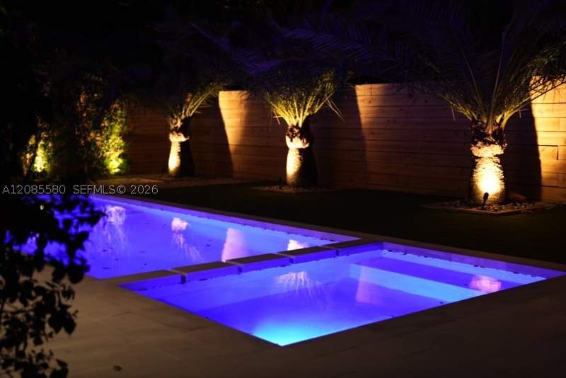 3 bedroom SingleFamilyResidence at 34 SW 26 Rd, Brickell Hammock Un 1, Miami — photo 3