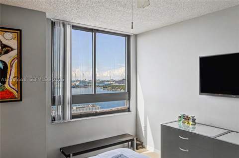 1330 West Ave 2412, Miami Beach FL - photo 16 of 27
