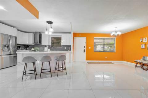 601 Ives Dairy Rd 105-8, Miami FL - photo 8 of 28