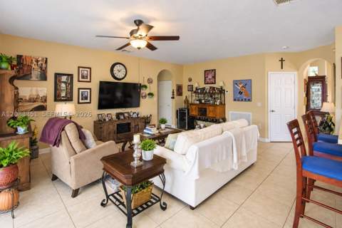 22651 SW 93rd Psge, Cutler Bay FL - photo 10 of 34
