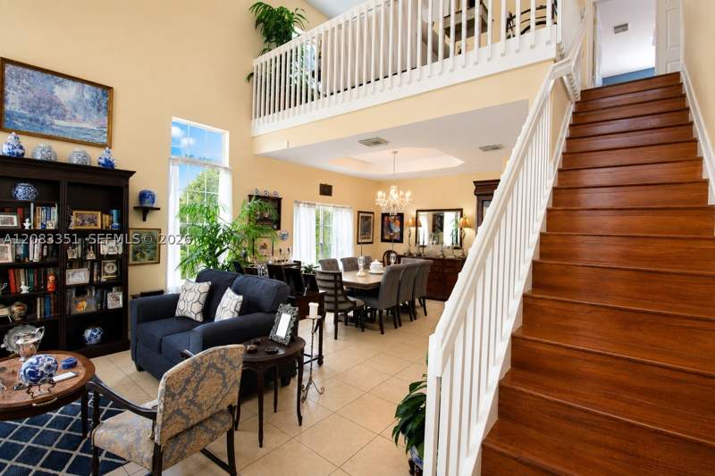 5 bedroom SingleFamilyResidence at 22651 SW 93rd Psge, Lakes By The Bay Day, Cutler Bay — photo 5