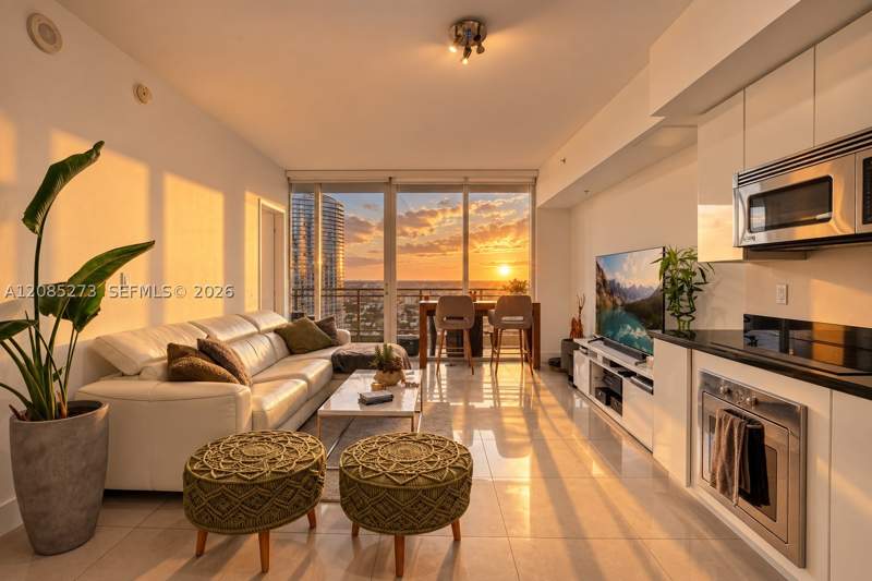 1 bedroom Condominium at 92 SW 3rd St 4407, Mint Condo, Miami — photo 2