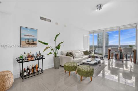 92 SW 3rd St 4407, Miami FL - photo 6 of 21