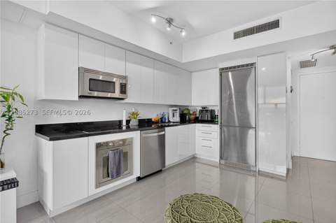 92 SW 3rd St 4407, Miami FL - photo 9 of 21