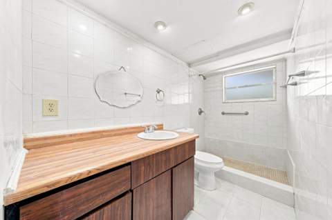 1750 W 46th Street 242, Hialeah FL - photo 24 of 34