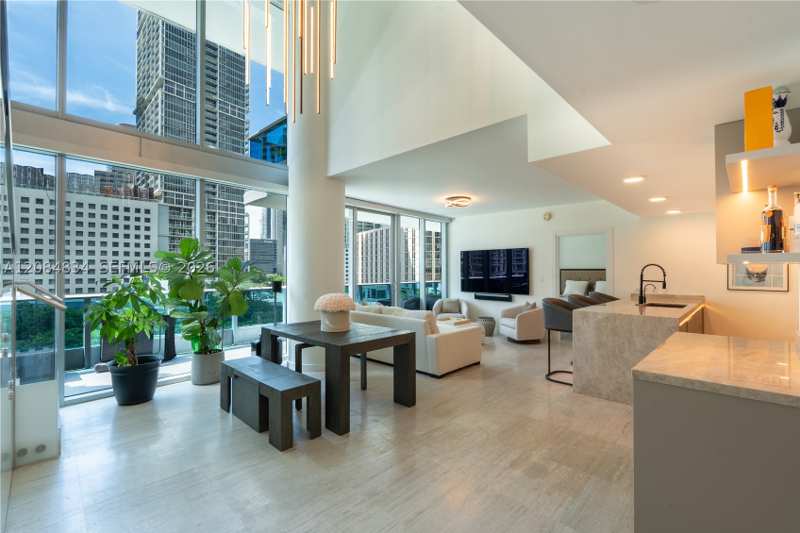 2 bedroom Townhouse at 200 Biscayne Blvd Way 508, Epic West Condo, Miami — photo 1