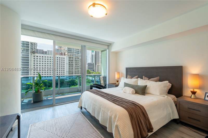 2 bedroom Townhouse at 200 Biscayne Blvd Way 508, Epic West Condo, Miami — photo 4