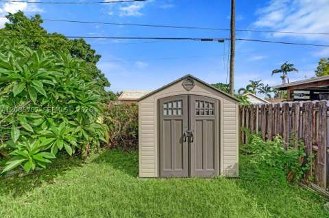 19731 Gulfstream Rd, Cutler Bay FL - photo 19 of 26