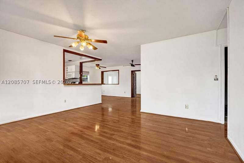 3 bedroom SingleFamilyResidence at 19731 Gulfstream Rd, Pine Tree Manor Sec 3, Cutler Bay — photo 3