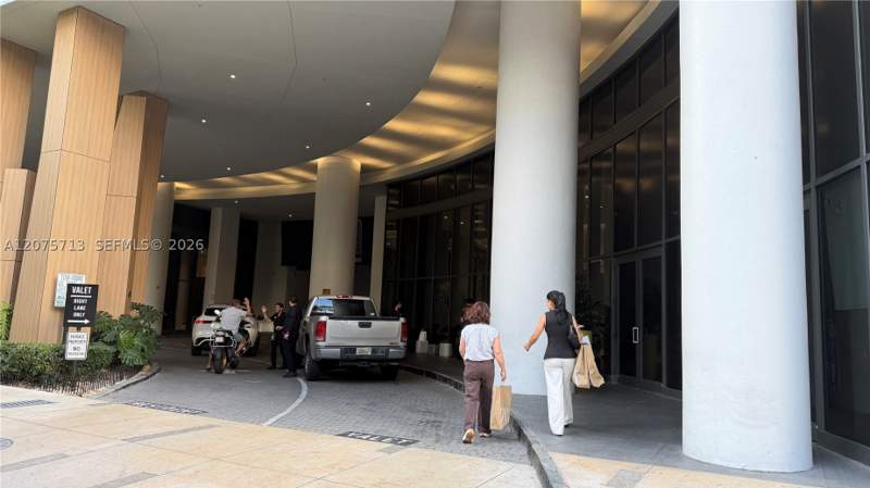 2 bedroom Condominium at 45 SW 9th St 1106, Brickell Heights East Con, Miami — photo 4