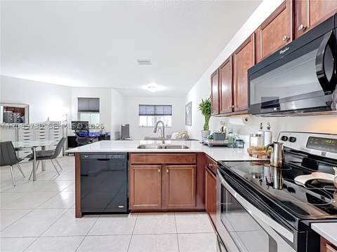 260 NW 109th Ave 206, Miami FL - photo 10 of 27