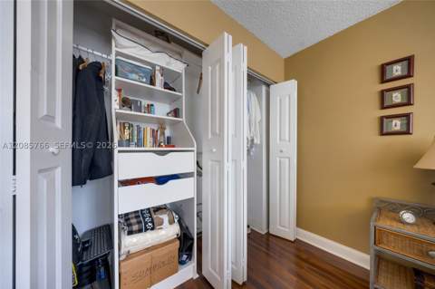 150 Ocean Lane Dr 2H, Key Biscayne FL - photo 22 of 39