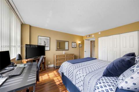 150 Ocean Lane Dr 2H, Key Biscayne FL - photo 24 of 39