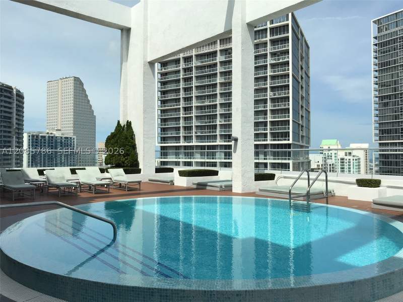 2 bedroom Condominium at 55 SE 6th St 2702, 500 Brickell West Condo, Miami — photo 2