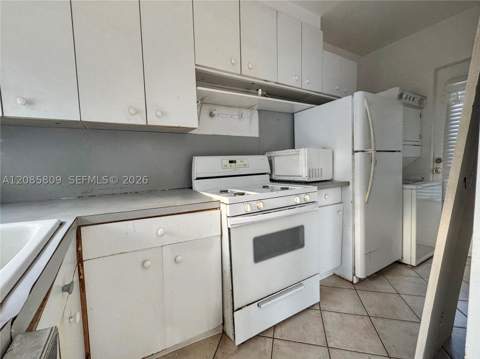 75 Washington Ave 20, Miami Beach FL - photo 6 of 12
