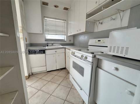 75 Washington Ave 20, Miami Beach FL - photo 7 of 12