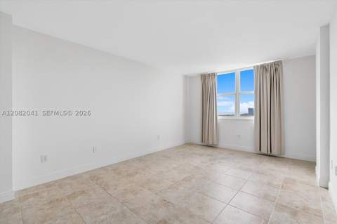 500 Bayview Dr 1920, Sunny Isles Beach FL - photo 10 of 32