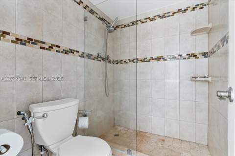 500 Bayview Dr 1920, Sunny Isles Beach FL - photo 15 of 32