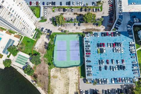 500 Bayview Dr 1920, Sunny Isles Beach FL - photo 20 of 32