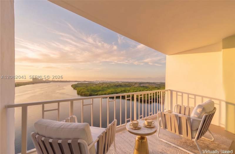 2 bedroom Condominium at 500 Bayview Dr 1920, Arlen House West Condo, Sunny Isles Beach — photo 4