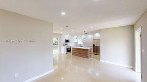 3354 NW 181st St, Miami Gardens FL - photo 11 of 26