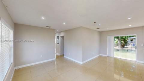 3354 NW 181st St, Miami Gardens FL - photo 12 of 26