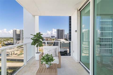1040 Biscayne Blvd 1806, Miami FL - photo 6 of 45