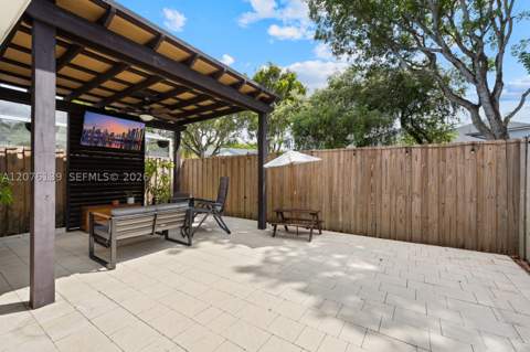 14265 SW 97th Ter, Miami FL - photo 14 of 48