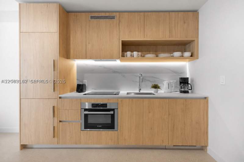 1 bedroom Condominium at 11 NE 6th St 1712, The Crosby Miami Worldcent, Miami — photo 3