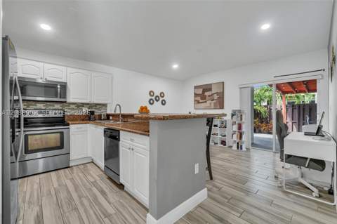 13936 SW 151st Ave, Miami FL - photo 16 of 40