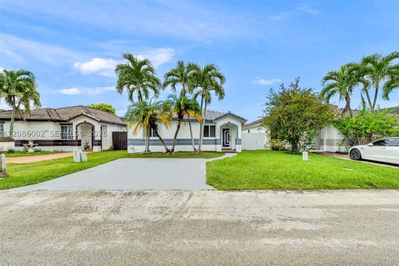 3 bedroom SingleFamilyResidence at 13936 SW 151st Ave, Brightons Meadow Landings, Miami — photo 3