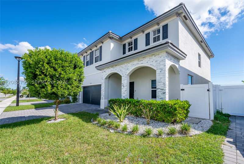 4 bedroom SingleFamilyResidence at 21325 SW 127th Ct, Siena North, Miami — photo 1