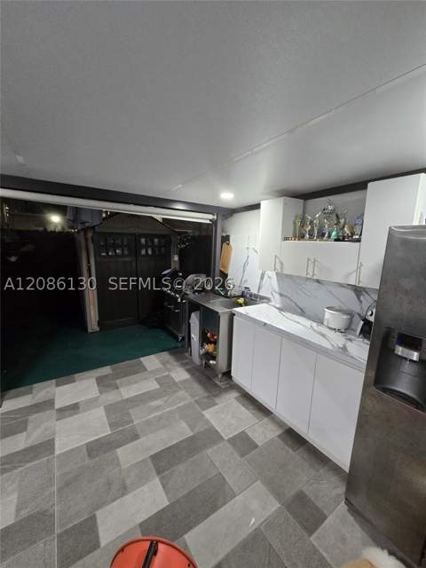 6620 W 2nd Ct 103, Hialeah FL - photo 15 of 16