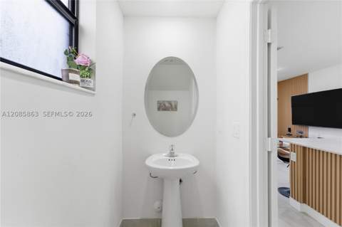 11467 W 34th Ct, Hialeah FL - photo 17 of 34